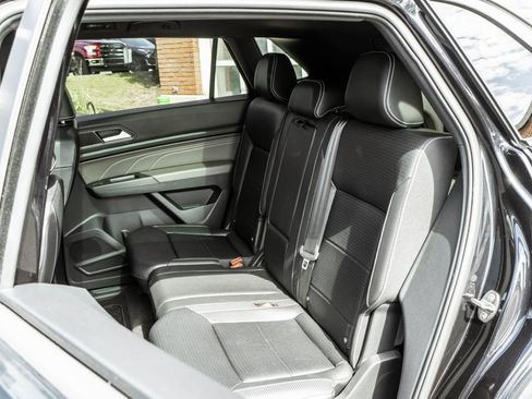 Used 2023 Volkswagen Atlas Cross Sport SEL R-Line AWD/4WD image 26