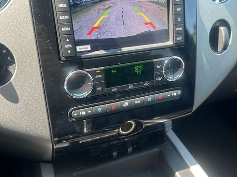 Used 2014 Ford Expedition Limited w/ Equipment Group 301A AWD/4WD image 12