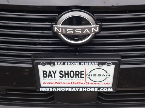 Used 2025 Nissan Murano SV image 34