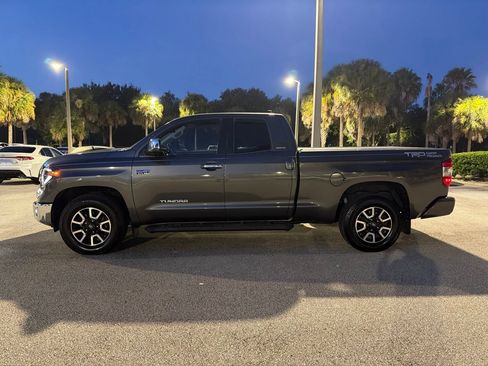 Used 2020 Toyota Tundra Limited w/ Limited Premium Package RWD image 2