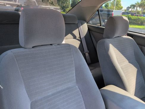Used 2006 Toyota Camry LE FWD image 7