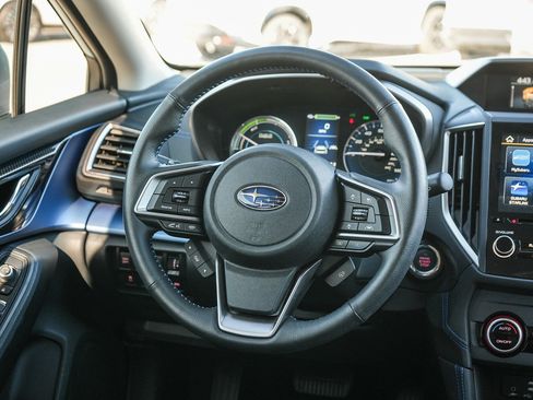 Used 2020 Subaru Crosstrek Hybrid w/ Moonroof Package w/Navigation AWD/4WD image 16