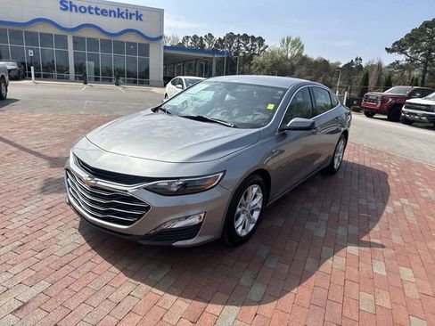Used 2024 Chevrolet Malibu LT image 32