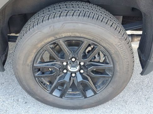 Certified 2023 GMC Sierra 1500 SLE w/ X31 Off-Road Package image 5