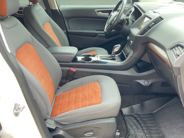 Used 2018 Ford Edge SEL w/ Equipment Group 201A FWD image 19