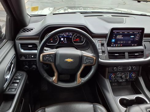 Used 2021 Chevrolet Tahoe High Country w/ Premium Package AWD/4WD image 7