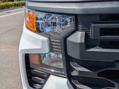 Used 2024 Chevrolet Silverado 1500 W/T image 9