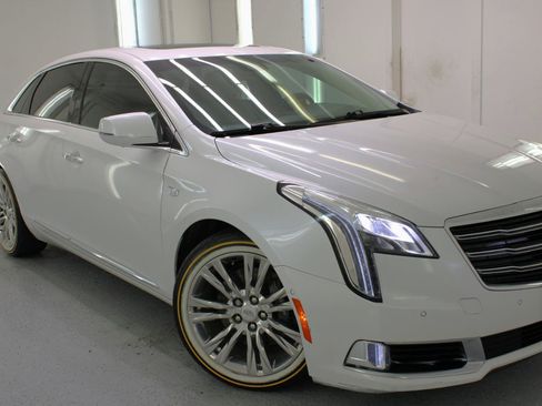 Used 2018 Cadillac XTS Luxury w/ Driver Awareness Package FWD image 14