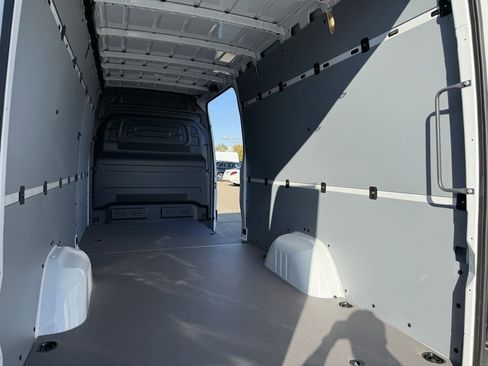New 2026 Mercedes-Benz Sprinter 2500 image 17