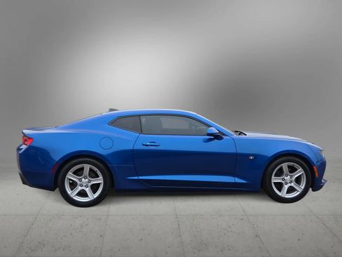 Used 2018 Chevrolet Camaro LS RWD image 9