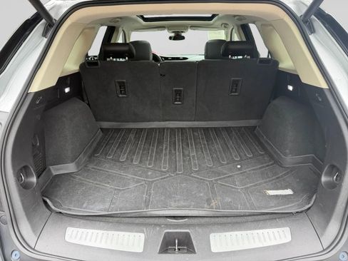 Used 2019 Cadillac XT5 Premium Luxury FWD image 26