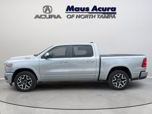 Used 2025 RAM 1500 Laramie AWD/4WD image 6