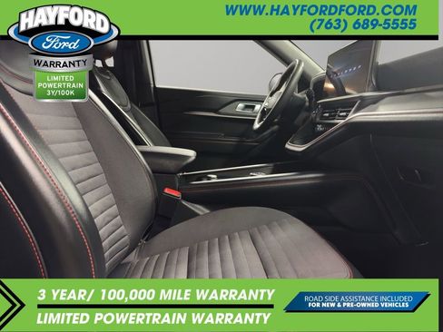 Used 2025 Ford Explorer ST-Line w/ ST-Line Street Pack AWD/4WD image 22