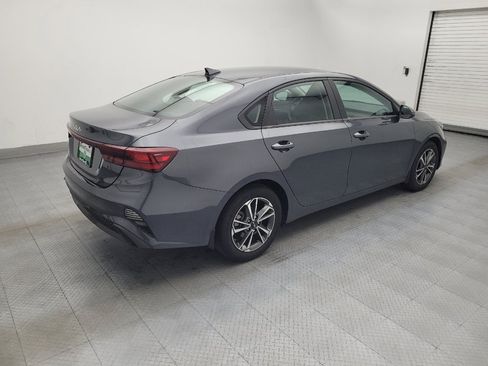 Used 2022 Kia Forte LXS w/ LXS Technology Package FWD image 10