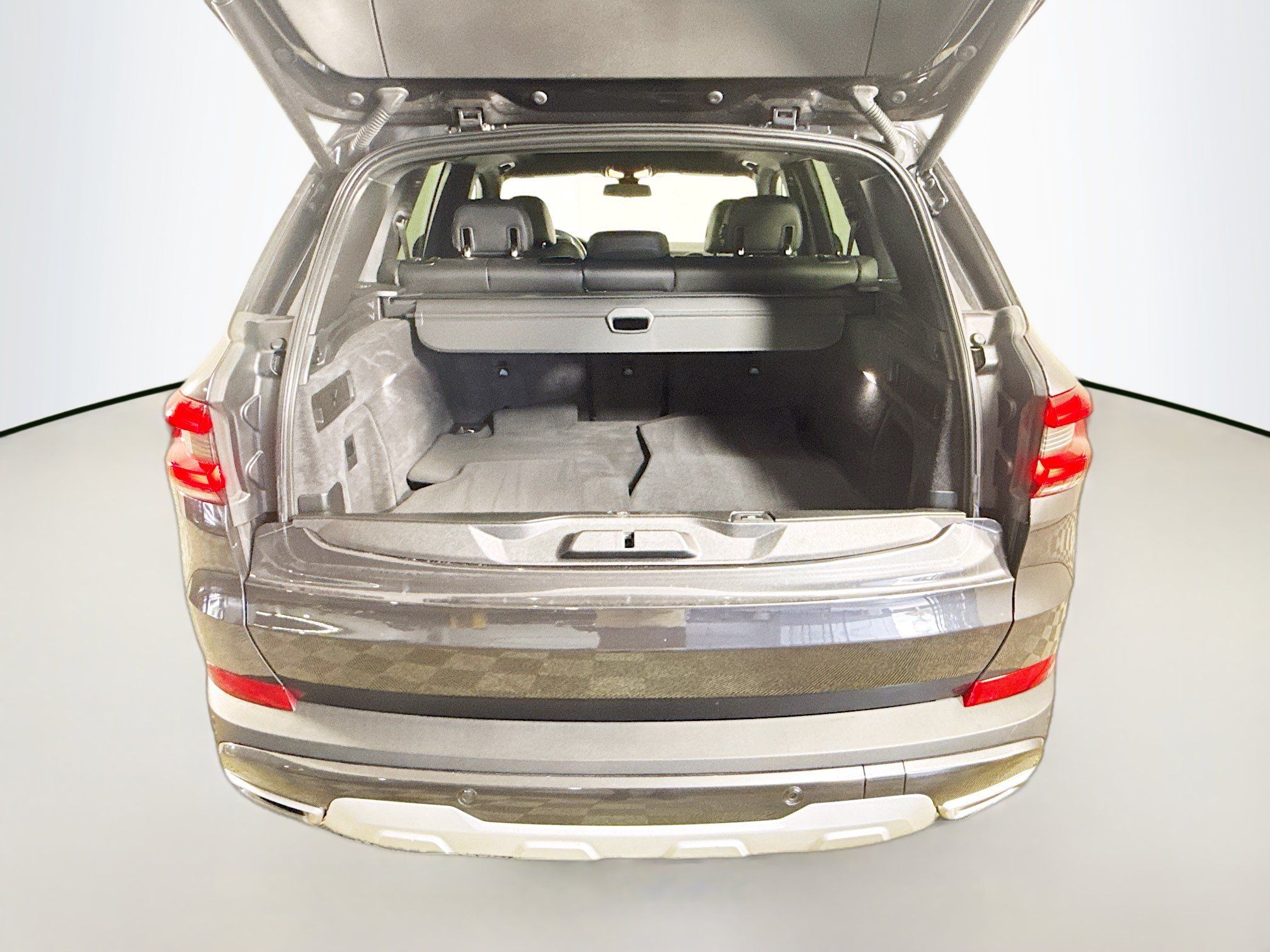 Used 2023 BMW X5 sDrive40i w/ Premium Package RWD image 35
