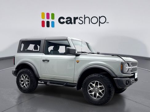 Used 2023 Ford Bronco Badlands AWD/4WD image 7