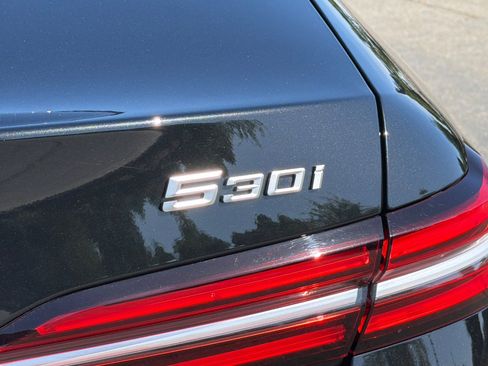 Used 2026 BMW 530i RWD image 38