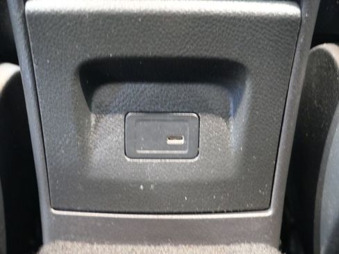 Used 2023 Mercedes-Benz CLA 250 CLA 250 image 32