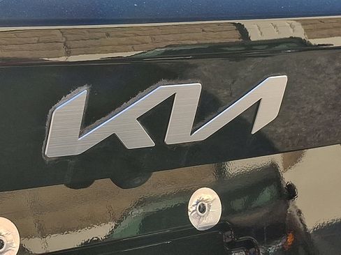 Certified 2022 Kia Sorento EX w/ Panoramic Sunroof Package image 30