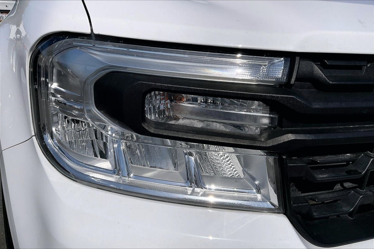 Used 2022 Ford Maverick XL FWD image 29