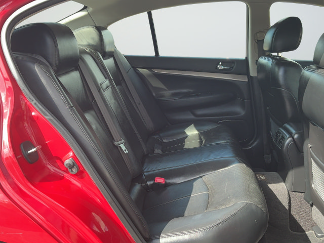 Used 2013 INFINITI G37 Journey RWD image 21