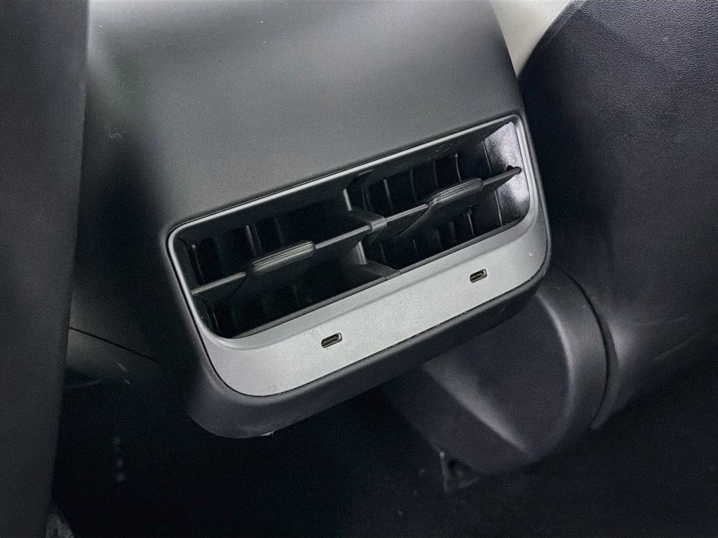 Used 2020 Tesla Model 3 RWD image 26