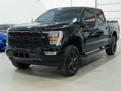 Used 2022 Ford F150 XLT w/ Equipment Group 302A High image 3