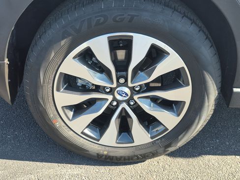 Used 2023 Subaru Outback Touring XT image 12