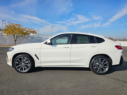 New 2025 BMW X4 xDrive30i w/ Premium Package image 3