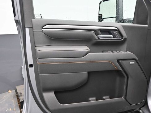 New 2026 GMC Sierra 2500 AT4 image 12