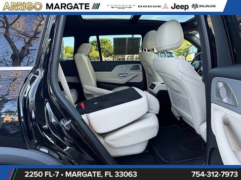 Used 2025 Mercedes-Benz GLS 450 4MATIC image 17