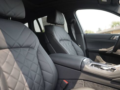 New 2027 BMW X6 xDrive40i AWD/4WD image 14