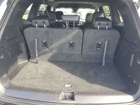 Used 2025 Buick Enclave Sport Touring image 22