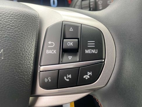 New 2025 Ford Explorer Active image 30