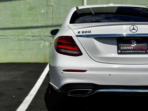 Used 2017 Mercedes-Benz E 300 w/ Premium 1 Package image 19