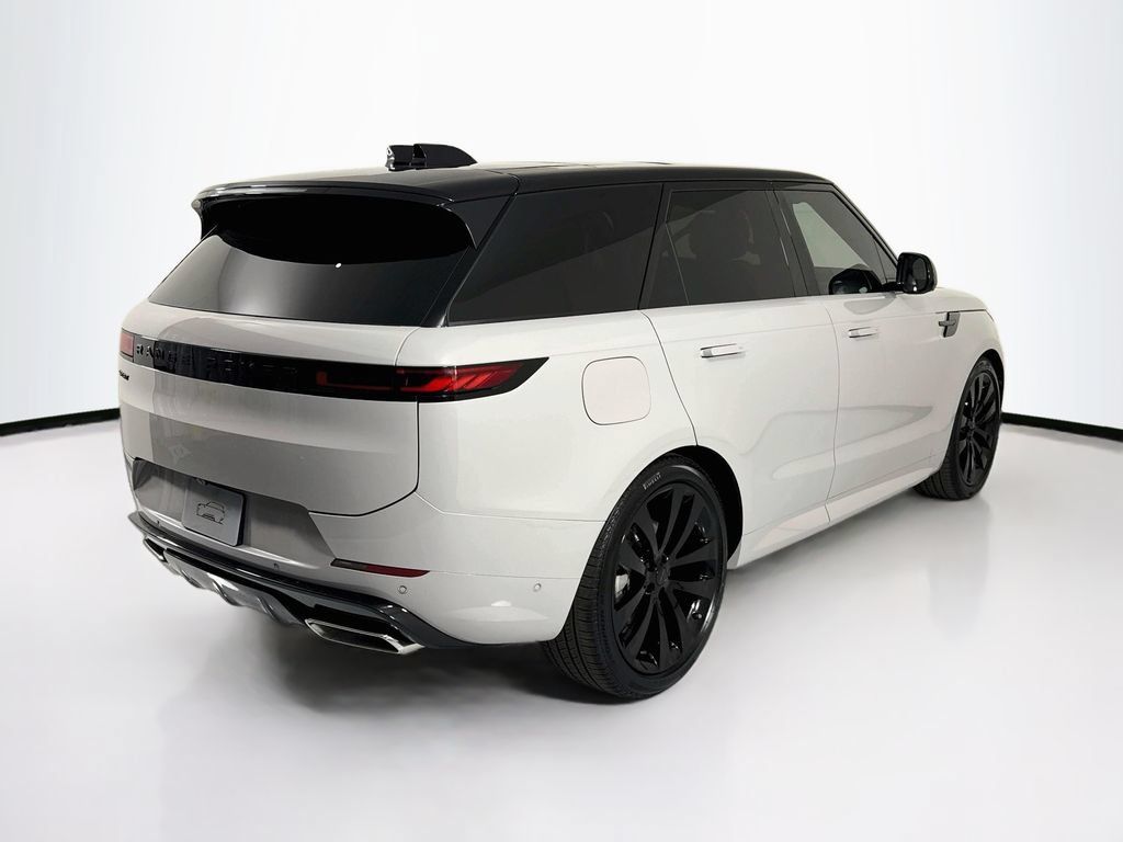 New 2026 Land Rover Range Rover Sport Dynamic SE AWD/4WD image 5