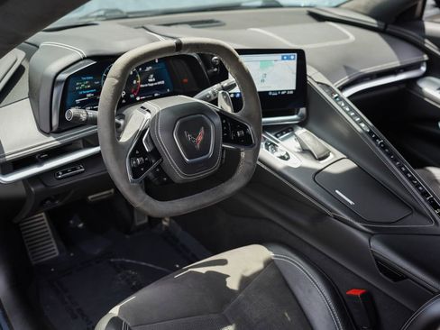 Used 2021 Chevrolet Corvette Stingray Premium Cpe w/ Z51 Performance Package RWD image 20