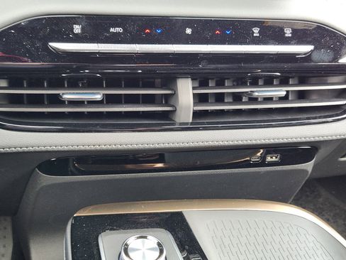 New 2026 Buick Enclave Avenir w/ Super Cruise Package FWD image 15