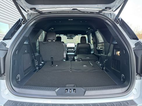 New 2026 Ford Explorer Tremor image 6