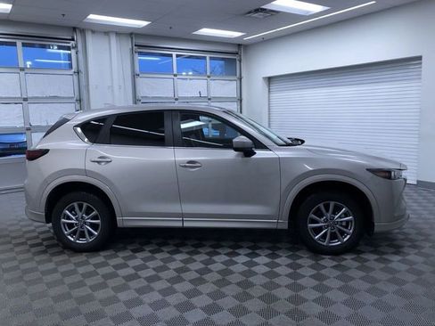 Used 2025 MAZDA CX-5 AWD 2.5 S w/ Preferred Package image 35