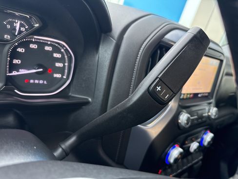 Used 2019 GMC Sierra 1500 SLT w/ SLT Premium Package image 36