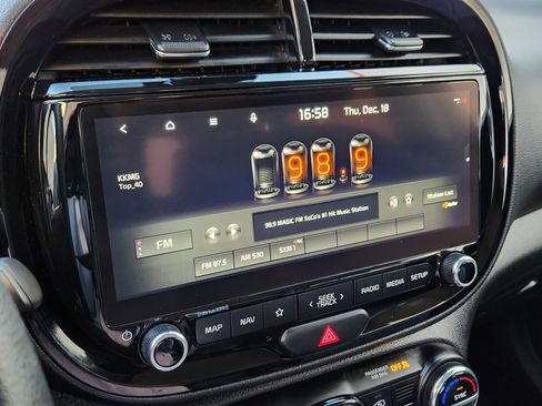 Used 2023 Kia Soul S image 20