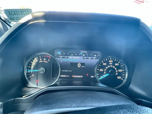 Used 2016 Ford F150 Lariat image 18