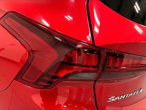Used 2023 Hyundai Santa Fe SEL image 38