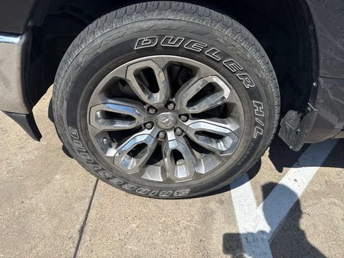 Used 2019 RAM 1500 Tradesman RWD image 5