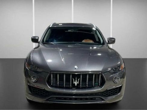 Used 2022 Maserati Levante GT image 3