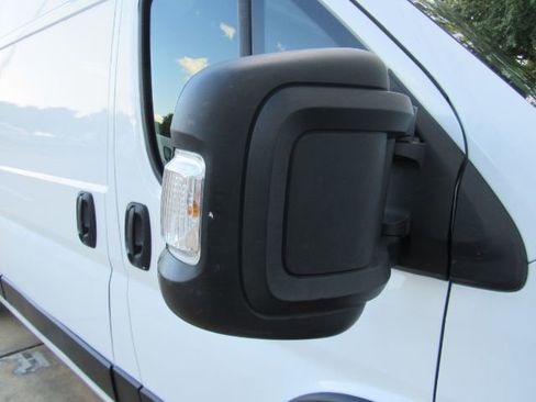 Used 2023 RAM ProMaster 2500 image 23