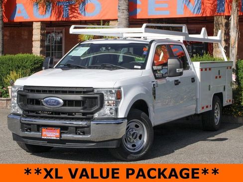 Used 2022 Ford F350 XL w/ Power Equipment Group image 4