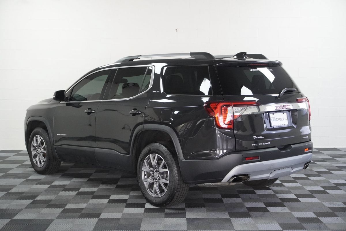 Used 2020 GMC Acadia SLT w/ Driver Alert Package II AWD/4WD image 3