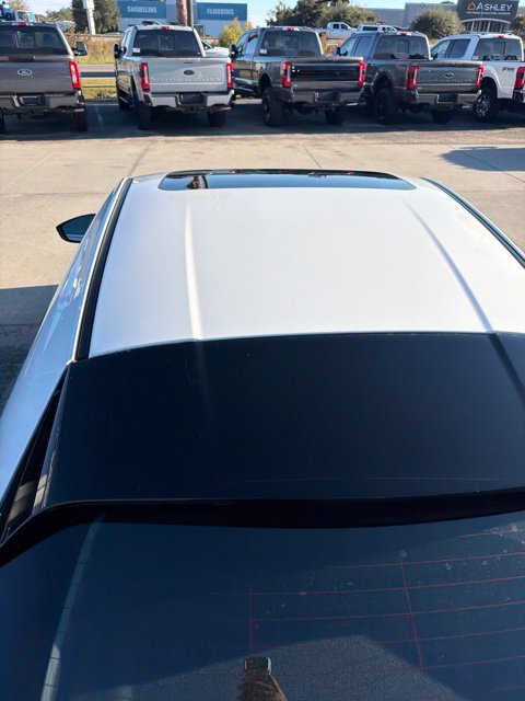 Used 2023 MAZDA MAZDA3 s FWD image 9